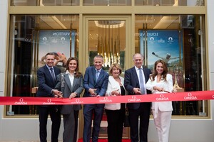 OMEGA heeft samen met GASSAN boutique geopend